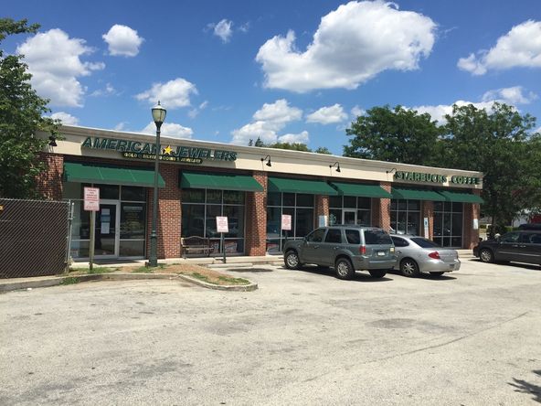 Prime Corner Retail Space: 443 Us Hwy 1, Media, PA 19063